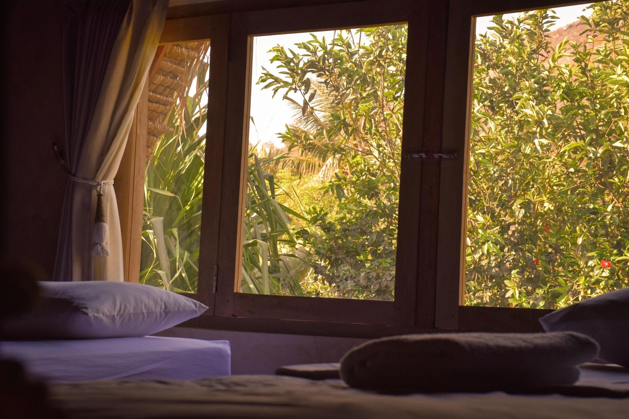 Owa Lodge Areguling Kuta  Dış mekan fotoğraf