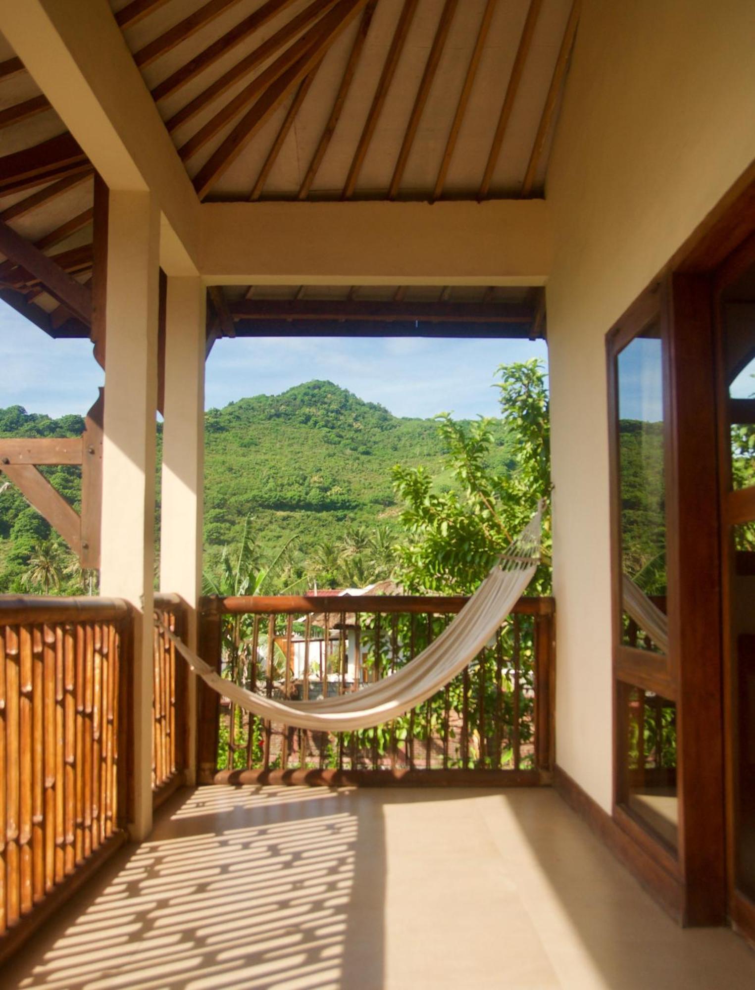 Owa Lodge Areguling Kuta  Oda fotoğraf