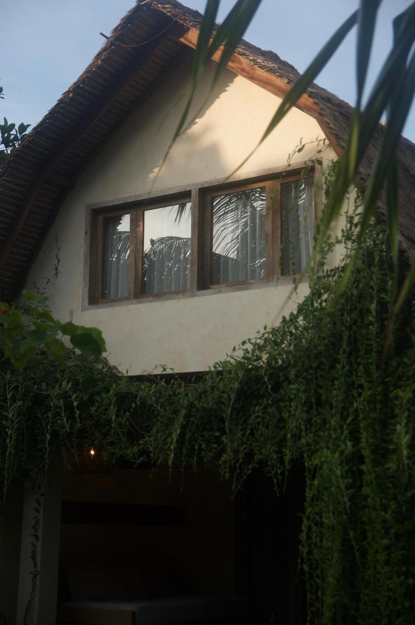 Owa Lodge Areguling Kuta  Dış mekan fotoğraf