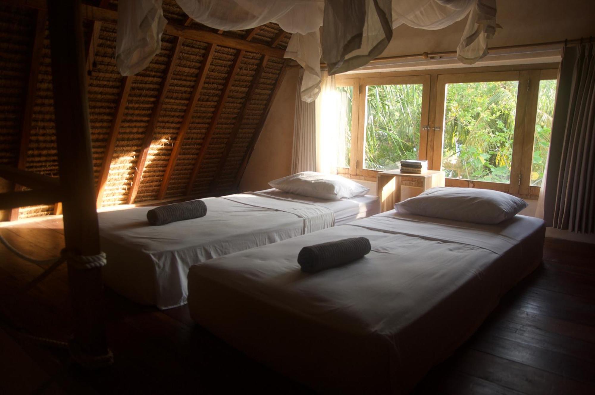 Owa Lodge Areguling Kuta  Oda fotoğraf