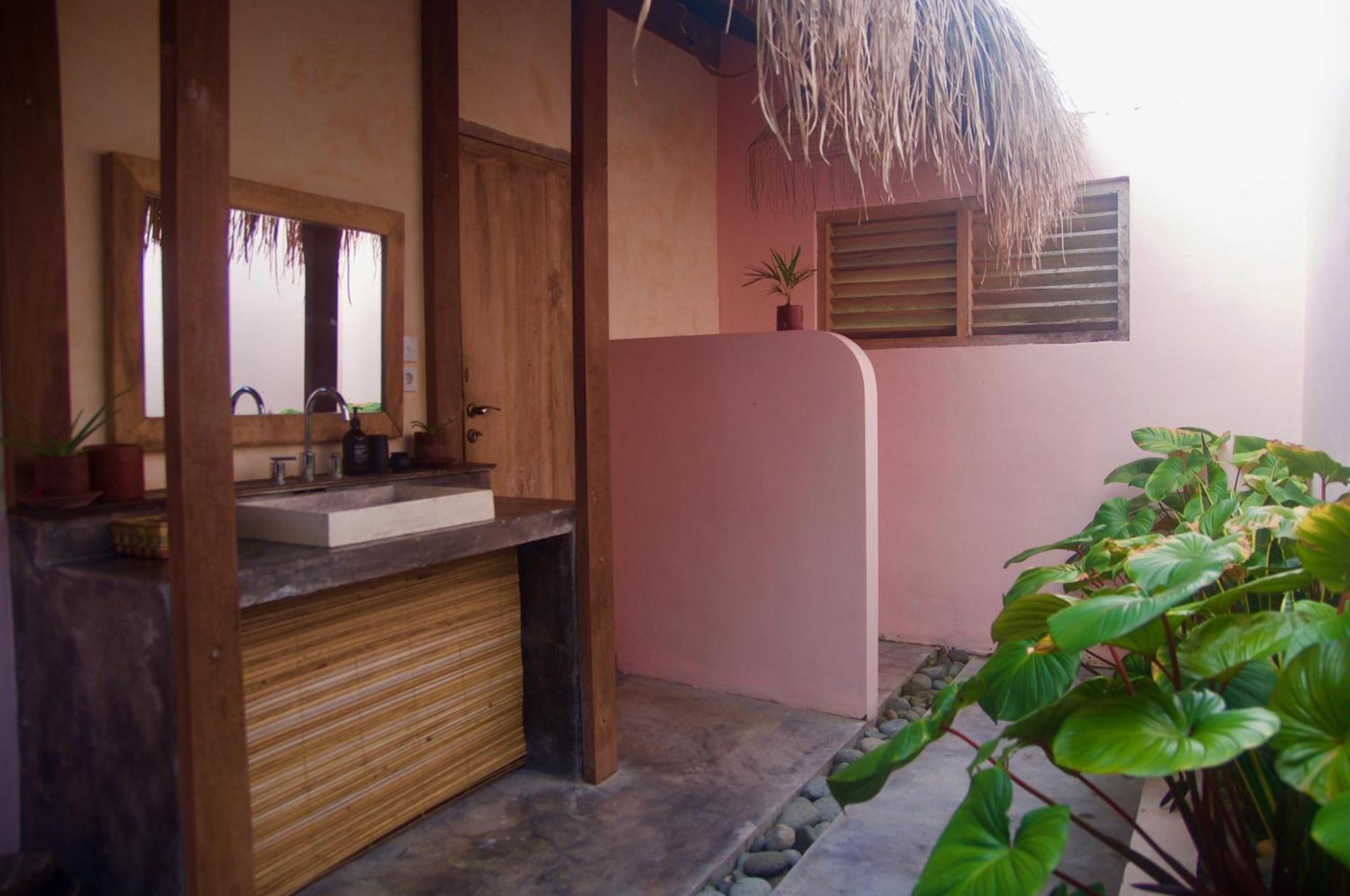 Owa Lodge Areguling Kuta  Oda fotoğraf